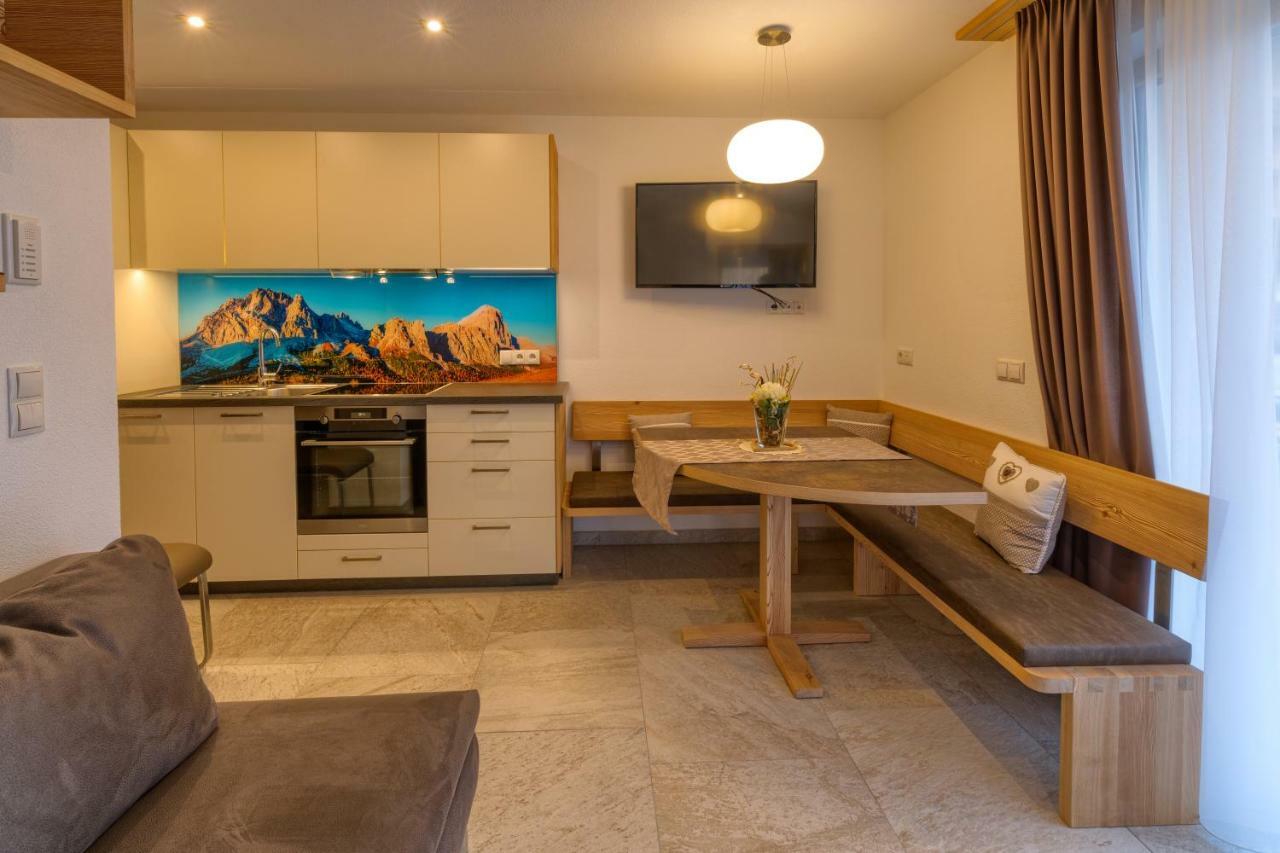Chalet Schwarzenstein กัมโปตูเรส ภายนอก รูปภาพ